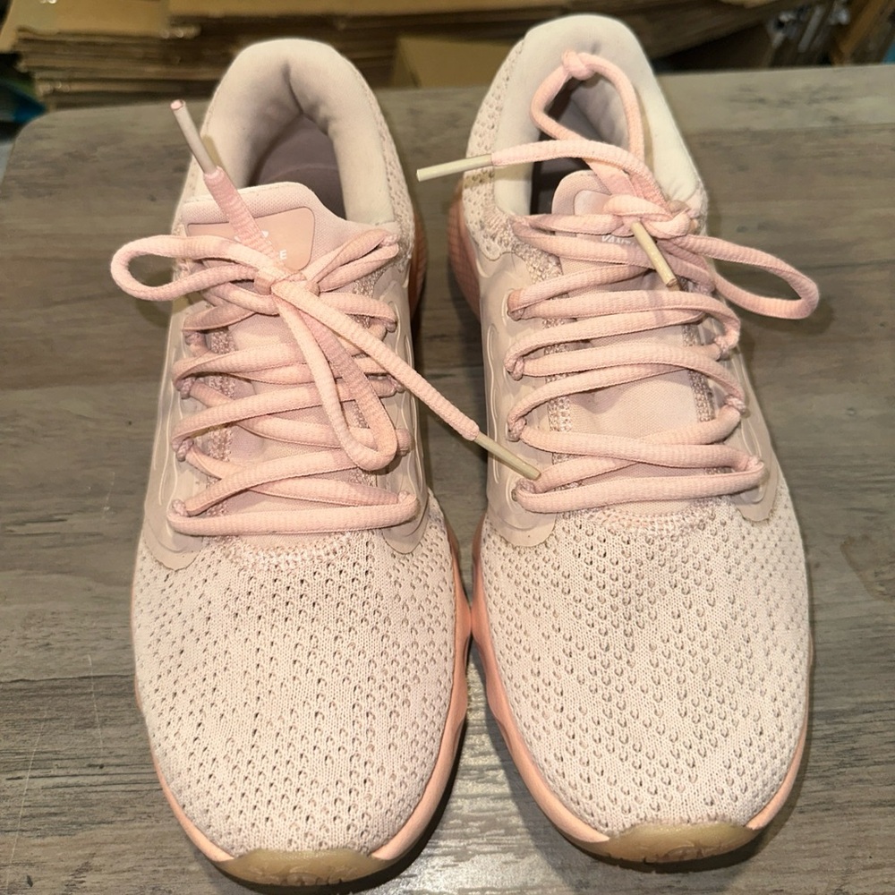 Under armor Women's‎ Pink Athletic Shoes